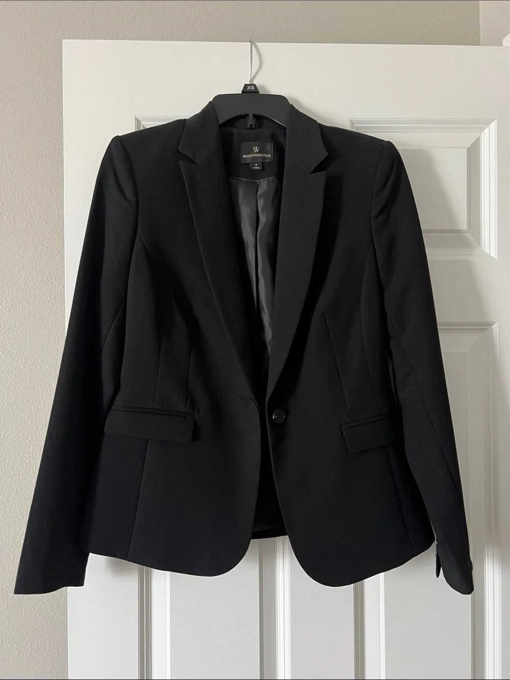 Worthington Black Single-Button Tailored Blazer
